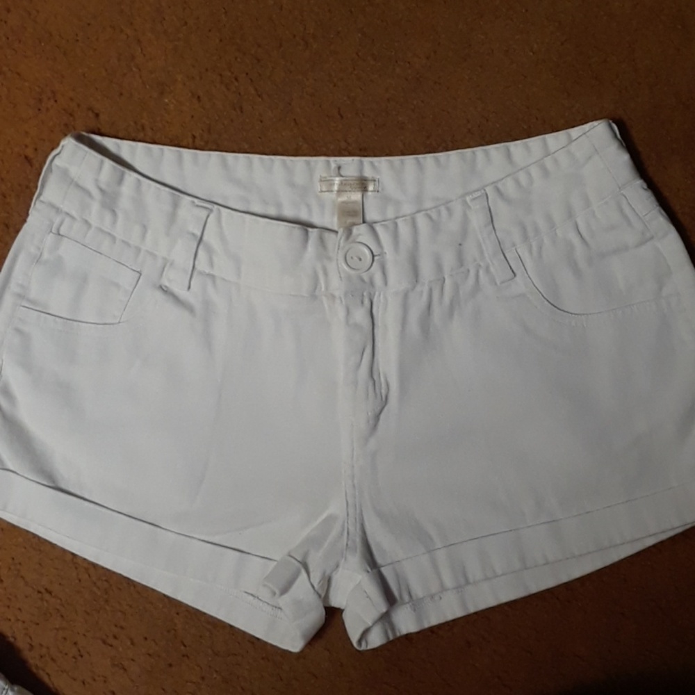White ambiance apparel shorts